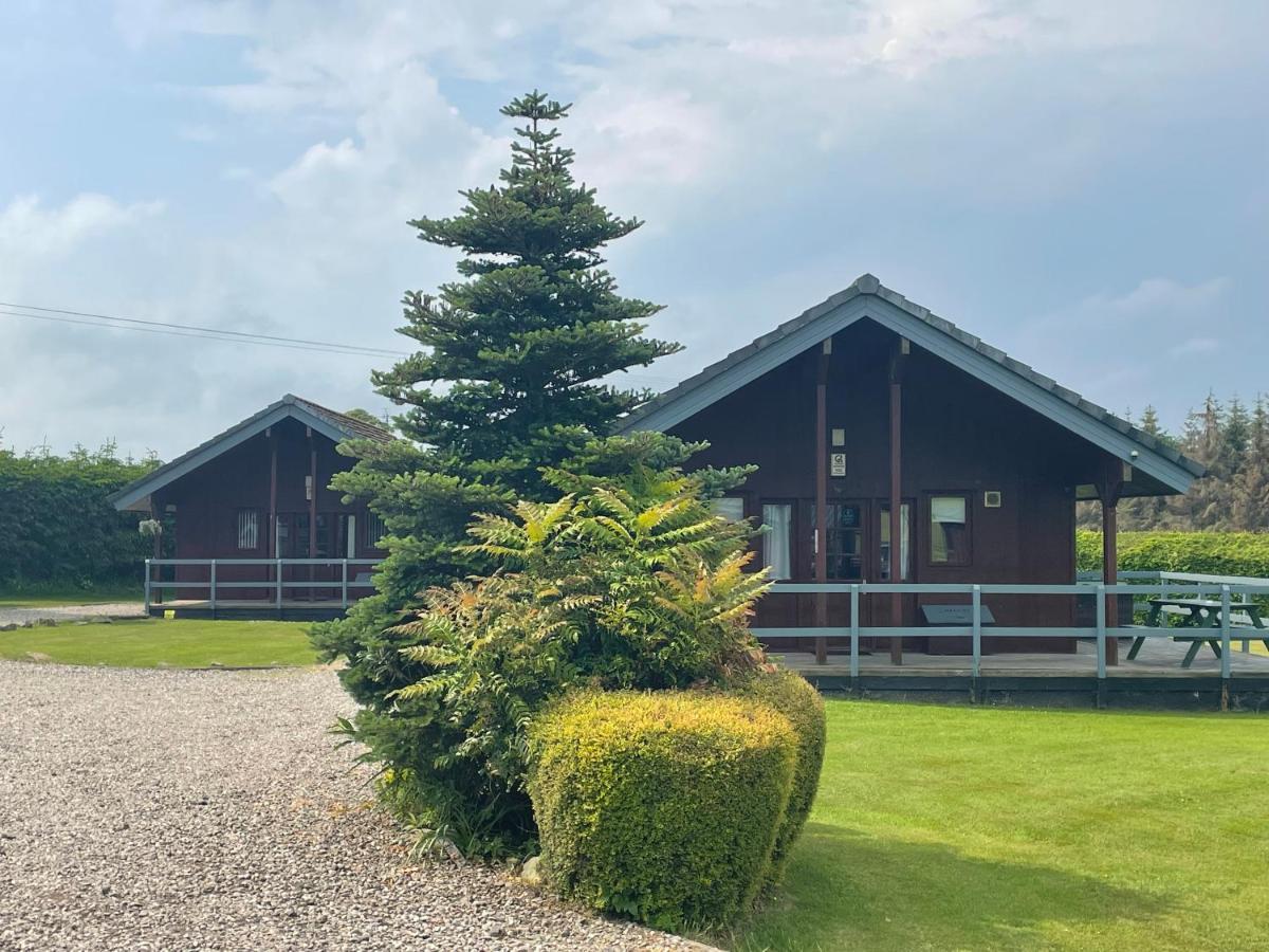Wellsfield Farm Holiday Lodges Stirling Exterior foto