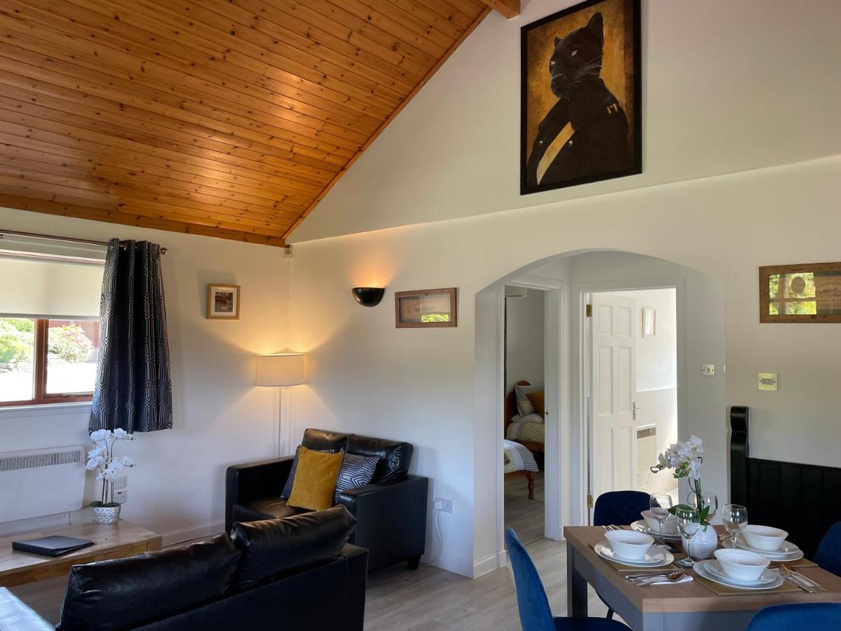 Wellsfield Farm Holiday Lodges Stirling Exterior foto