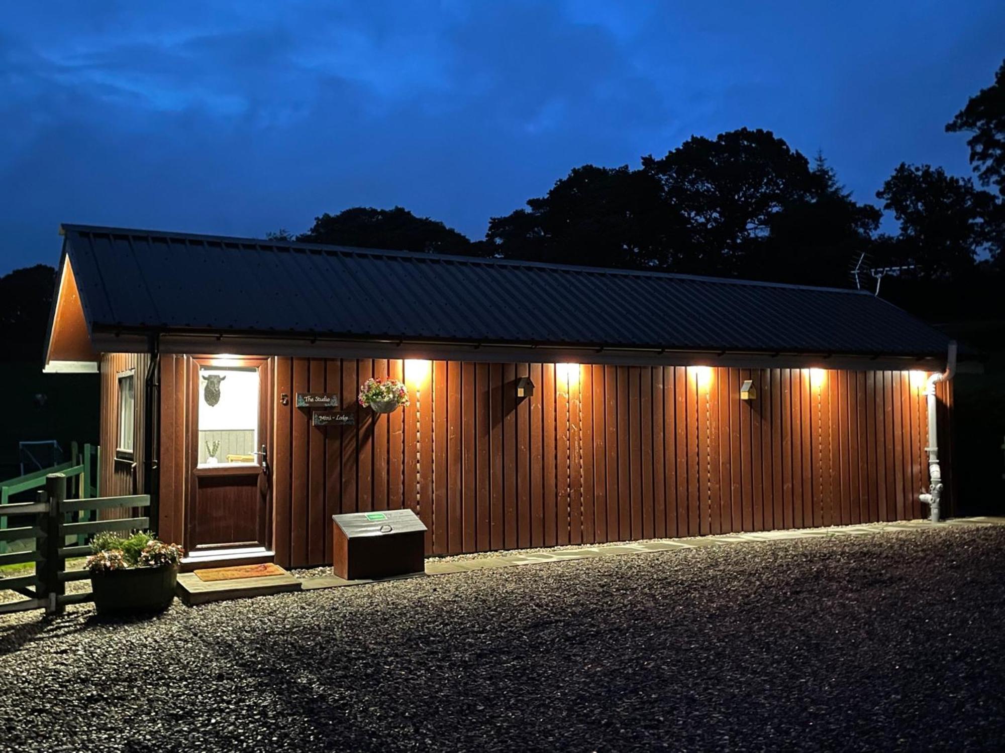 Wellsfield Farm Holiday Lodges Stirling Exterior foto